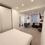 Casa Patry - Vicina A Stazione, Acquario, Rolli E Universita Di Apartment Genoa
