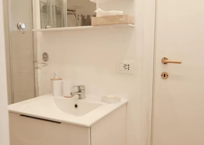 Casa Patry - Vicina A Stazione, Acquario, Rolli E Universita Di Appartement *