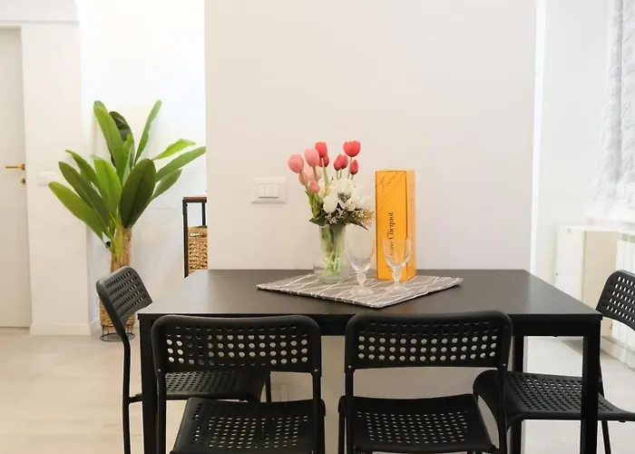 Apartament Casa Patry - Vicina A Stazione, Acquario, Rolli E Universita Di