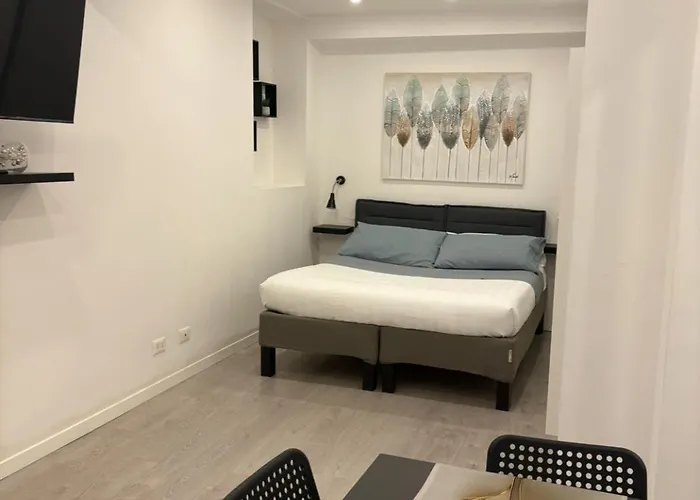 Casa Patry - Vicina A Stazione, Acquario, Rolli E Universita Di Appartement *